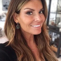 Shop Chloe Earrings Örhängen